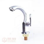 រ៉ូប៊ីនេឡាបូលាងមុខ